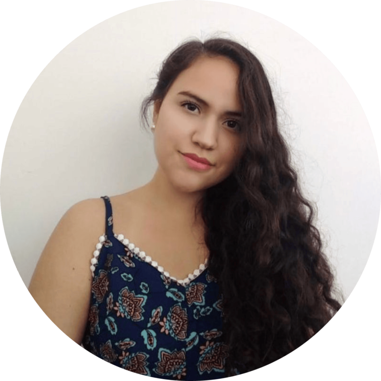 Hillary Mendoza | Email Marketer & diseñadora